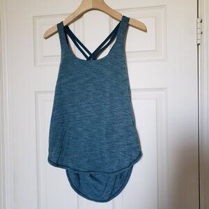 Lululemon Women's Free to Be Serene 2 In 1 Teal Tank - Size 6 - EUC